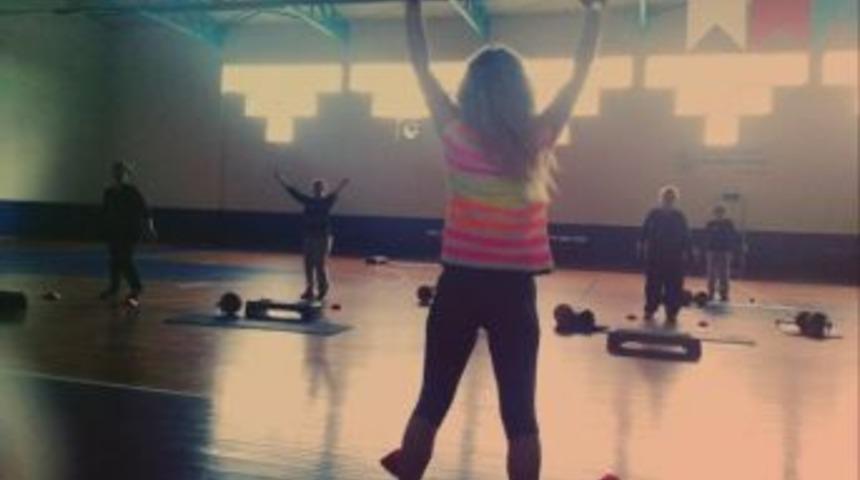 Dadaylı Kadınalara &Uuml;cretsiz Step Ve Aerobik Dersi