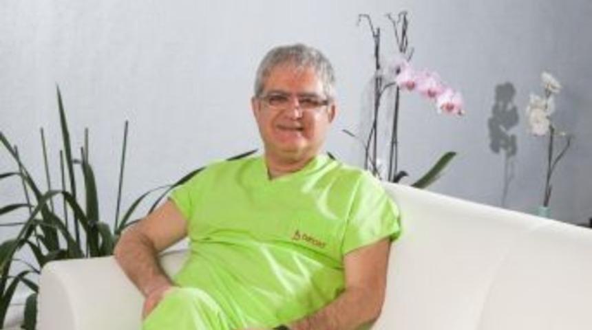 Bah&ccedil;eci, Gebe Kalma Şansını Arttıran Laparoskopi Uygulamaları Anlattı