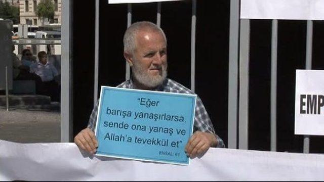 Mazlum-Der den "d&uuml;nya Barış G&uuml;n&uuml;" Eylemi 1