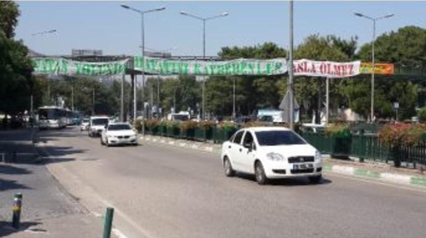 Texas&rsquo;tan Ter&ouml;re Pankartlı Tepki