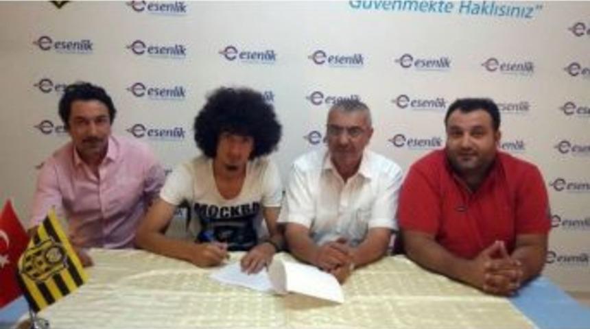 Yeni Malatyaspor Transfer D&ouml;neminde 13 Futbolcuya İmza Attırdı