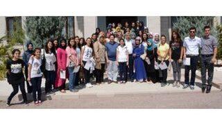 Yaz Okulunu Tamamlayan Öğrencilere Sertifika