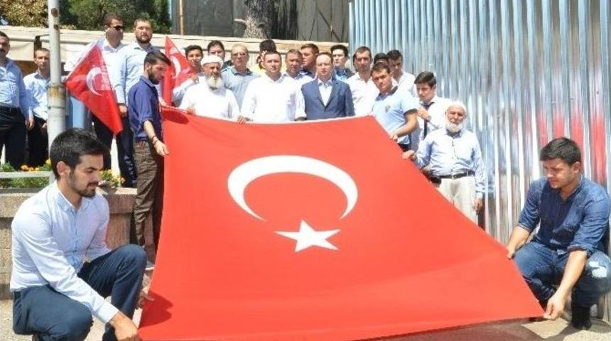Balıkesir&rsquo;de Yusuf Koca Ve Şehitler İ&ccedil;in Gıyabi Cenaze Namazı Kılındı