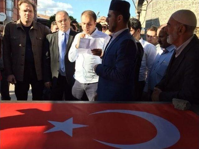 Erzurum&rsquo;da Yunus Koca İ&ccedil;in Gıyabi Cenaze Namazı 1