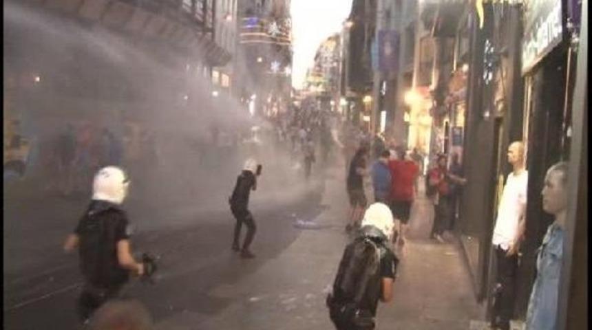 Taksim'de G&ouml;stericilere M&uuml;dahale... (1)