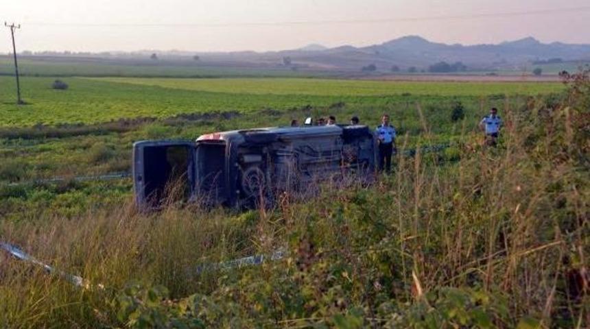 Kazada Kacısı &Ouml;len G&ouml;z&uuml; Yaşlı Kadın : 'i&ccedil;me Dedim, Dinlemedin' Diye Ağladı