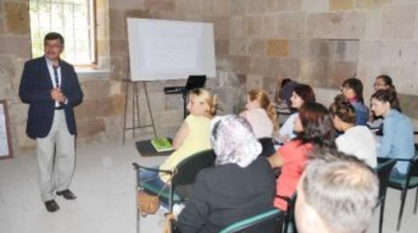 Niğde Belediyesinden Uygulamalı Girişimcilik Eğitimi