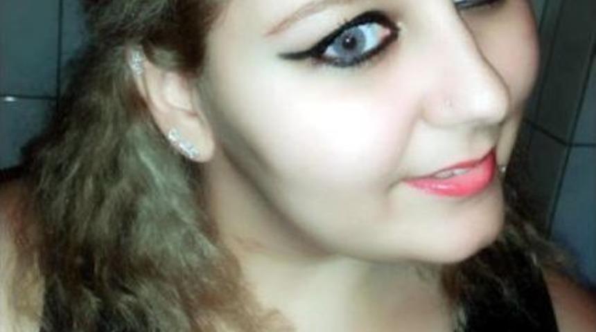 Sevgilisinden G&ouml;rd&uuml;ğ&uuml; Şiddeti Blog Sayfasında Duyurdu