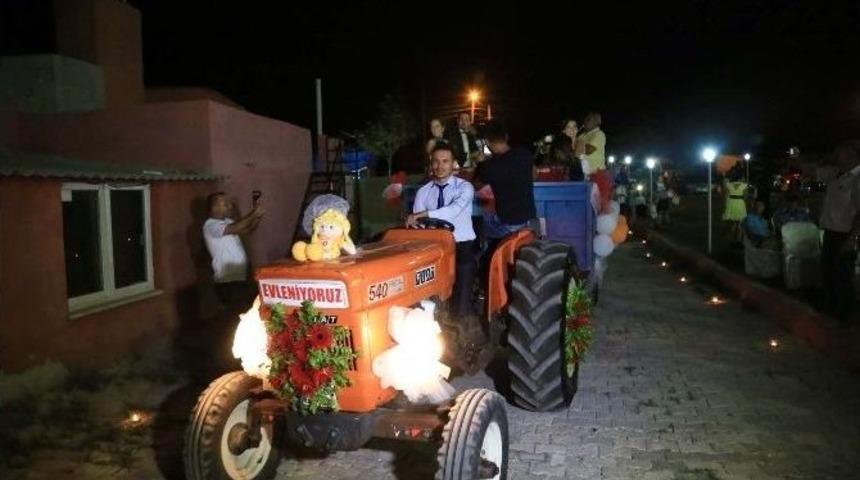 Trakt&ouml;r &ldquo;gelin Arabası&rdquo; Oldu