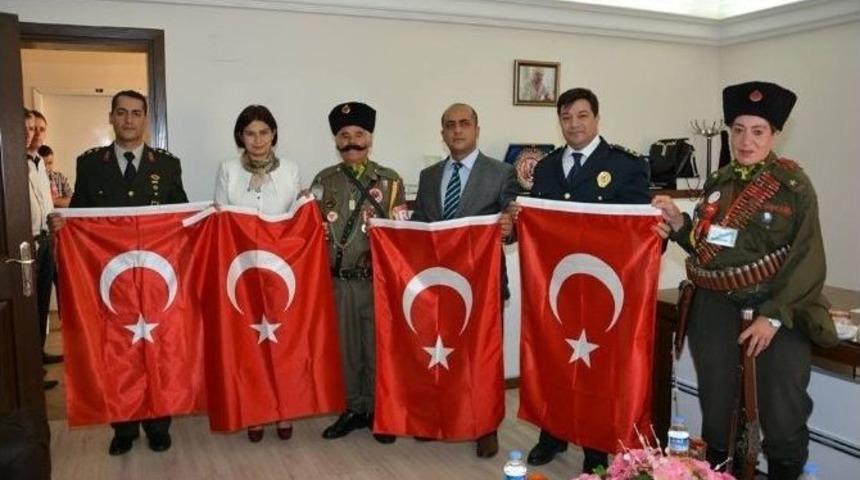 K&uuml;&ccedil;&uuml;k Menderes&rsquo;in Kurtuluş Heyecanı Kiraz&rsquo;dan Başladı