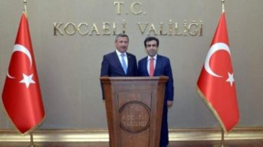 Şerif Yılmaz, Kocaeli Valisi G&uuml;zeloğlu&rsquo;nu Ziyaret Etti