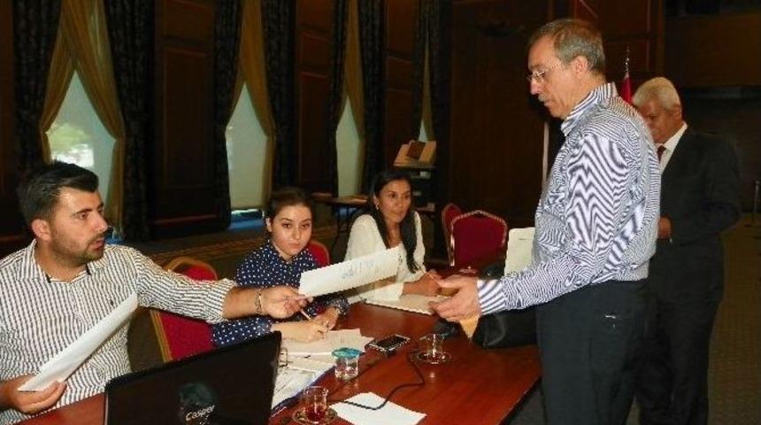 Doğan Yeniden Adaylık İ&ccedil;in Başvurdu