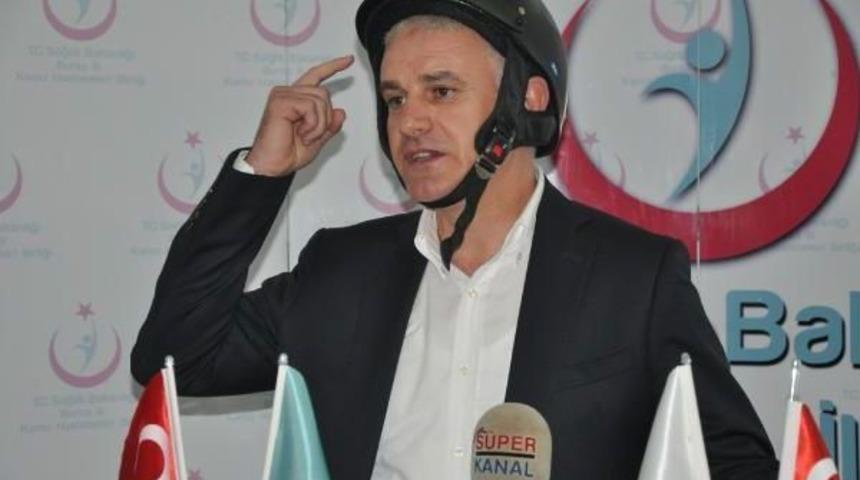 Ak Partili Şahin'den Motosiklet S&uuml;r&uuml;c&uuml;lerine Kasklı Uyarı