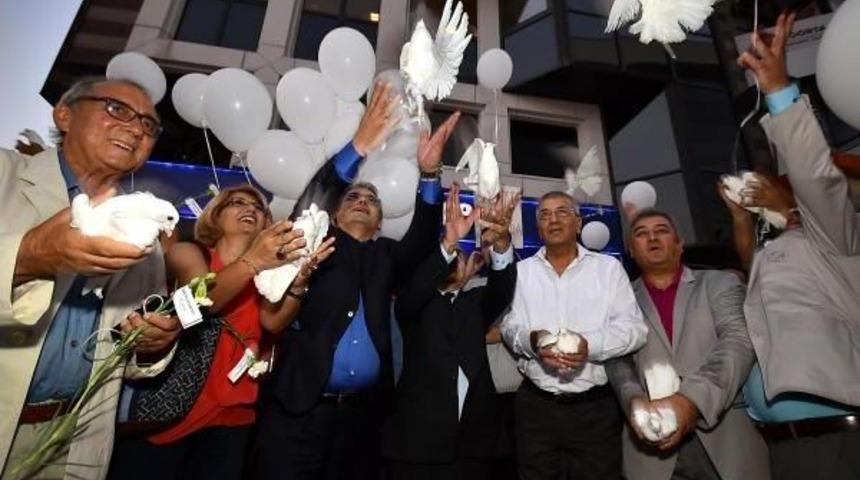 Karşıyaka'da 'barış Gecesi'