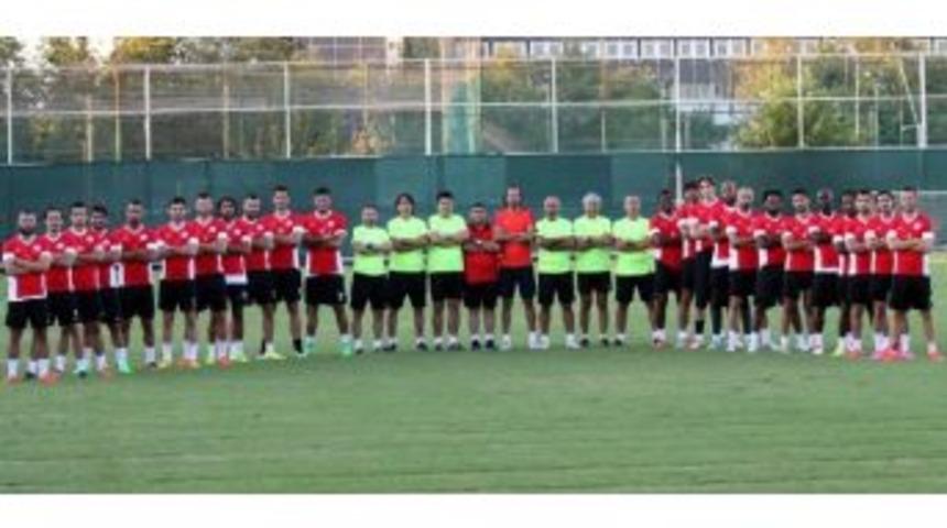 Antalyaspor 17 Transferle Zirvede