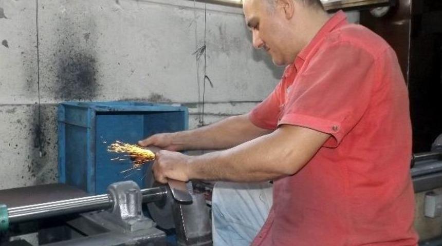 (&ouml;zel Haber) Bı&ccedil;ak&ccedil;ıların Y&uuml;z&uuml; G&uuml;l&uuml;yor