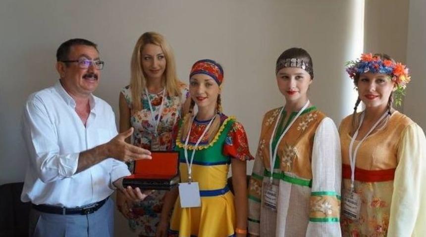 Marmaris&rsquo;in Renkli Konukları