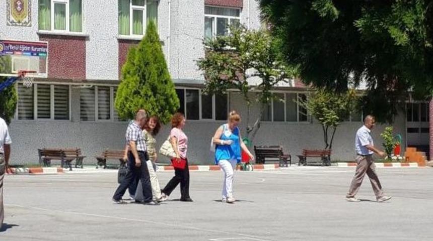 Kırkağaç'ta 'cemaat'e Yakın Eğitim Kurumunda Denetleme