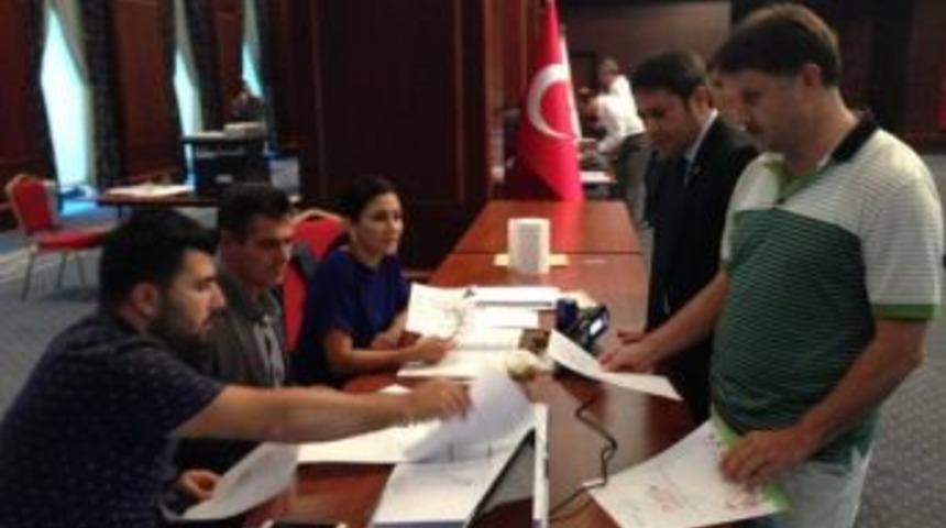 Fahrettin Poyraz Ankara 2. B&ouml;lgeden Aday Adaylığı Başvurusu Yaptı