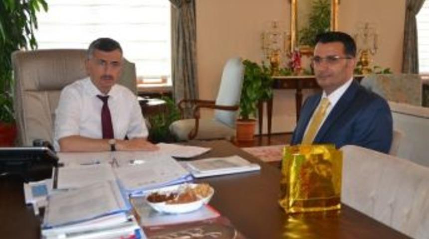 Kırkağa&ccedil;&rsquo;ın Yeni Kaymakamı Dr. Mehmet Yeşilbaş Vali Bektaş&rsquo;ı Ziyaret Etti