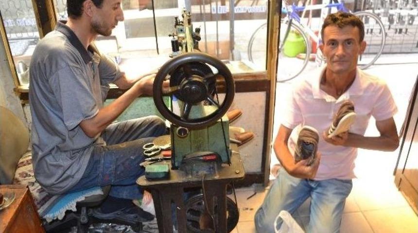 Ucuz Ayakkabıya Tamir Yok