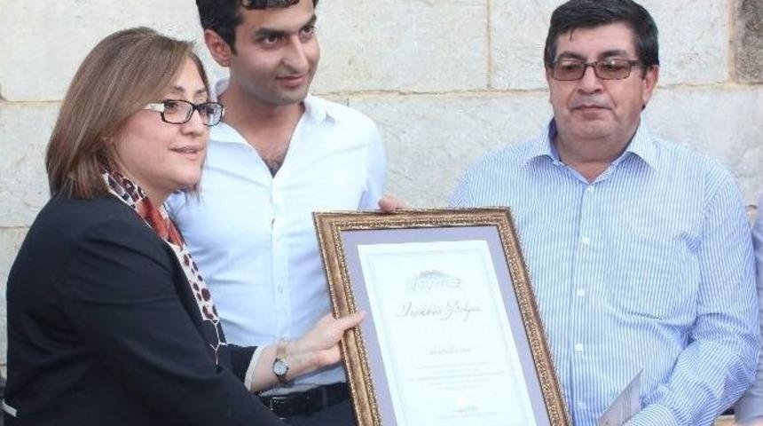 Kapalı Spor Salonu Projesi Ödülleri Sahiplerini Buldu