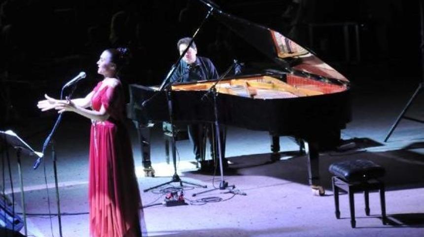 Fazıl Say, Konserinin A&ccedil;ılışını Şehitler I&ccedil;in &lsquo;Memleketim Şiiri&rsquo; Ile Yaptı