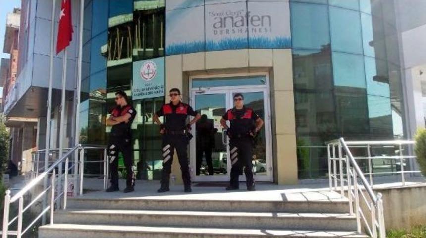 D&uuml;zce'de Cemaat Okullarına Operasyon