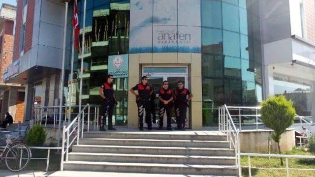 D&uuml;zce de Cemaat Okullarına Operasyon 1