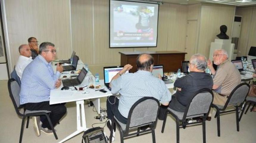 Barış Sel&ccedil;uk Gazetecilik Yarışması'nda &Ouml;d&uuml;ller Sahibini Buldu