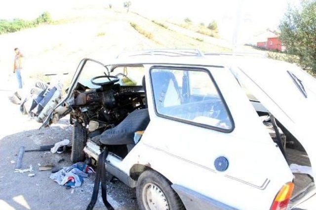 Samsun'da Iki Otomobil Çarpıştı : 2 Ölü, 5 Yaralı