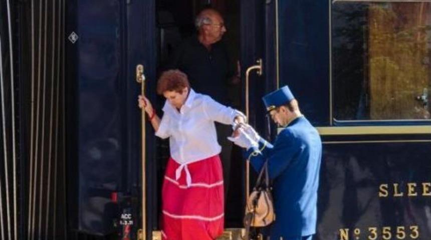 In Pictures: Orient Express Welcomed With Folk Dance Show In Turkey’S Western Province