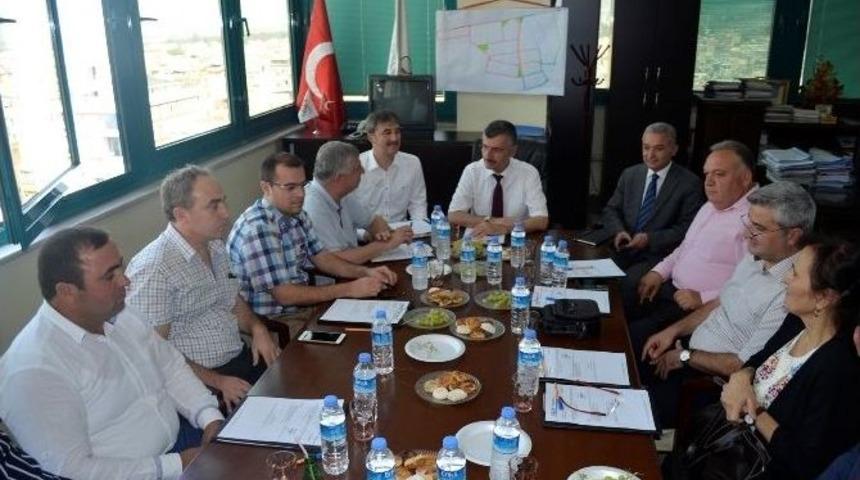 Vali Bektaş&rsquo;ın Turgutlu Temasları