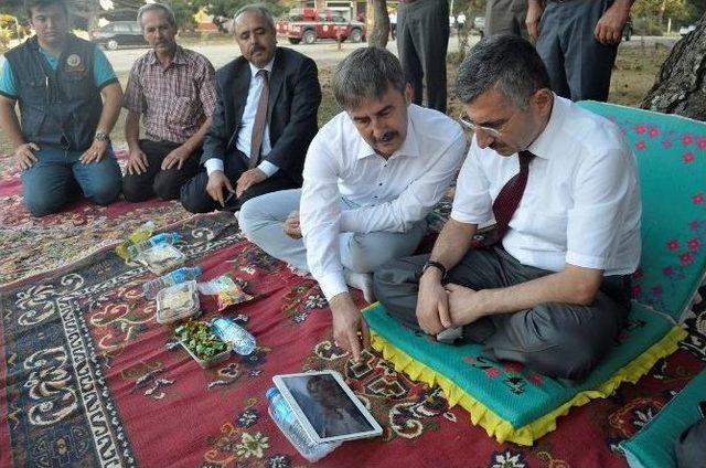 Vali Bektaş&rsquo;ın Turgutlu Temasları 2