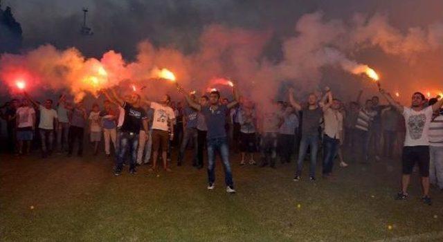  adana Işi  Filmin Ekibi Adana Demirspor u Ziyaret Etti 2