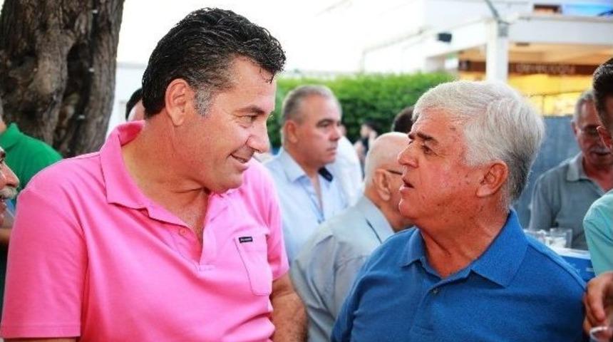 Ayaz, &ldquo;bodrum Ve Turizm Sevdam&rdquo; Kitabını İmzaladı