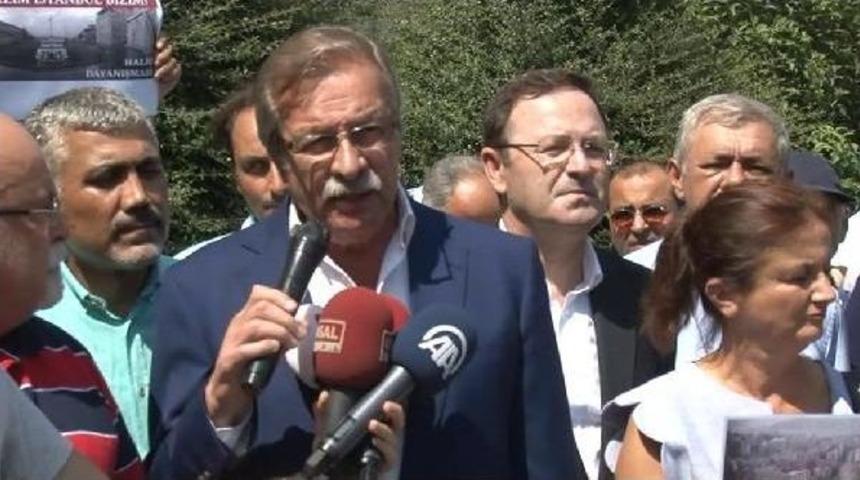 İstanbul &Ccedil;evre Ve Şehircilik İl M&uuml;d&uuml;rl&uuml;ğ&uuml; &Ouml;n&uuml;nde "hali&ccedil;port" Eylemi