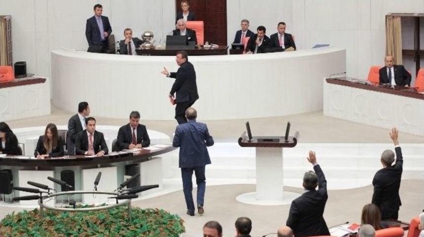 Genel Kurul&rsquo;da Bağımsız Bakan Anlaşmazlığı