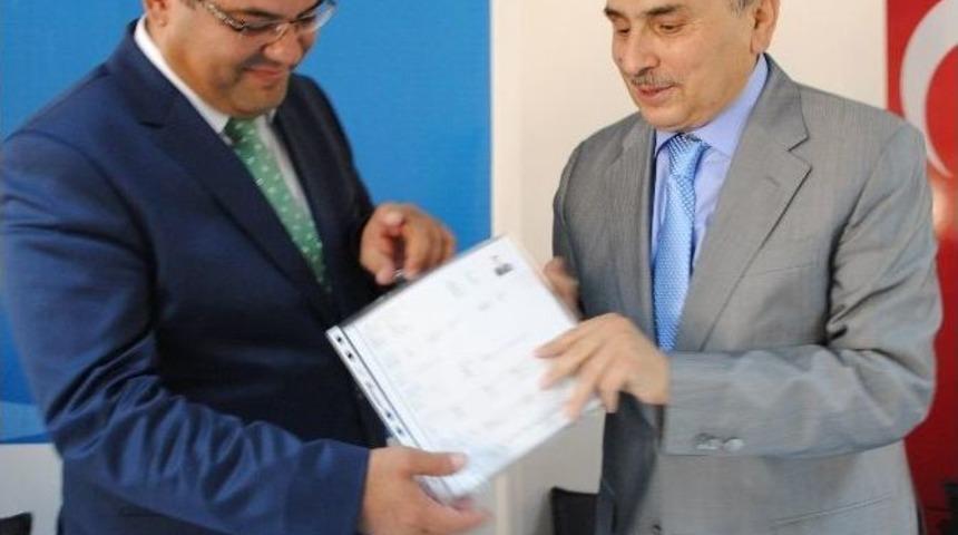 Ak Parti Genel Başkan Danışmanı Akif G&uuml;lle Aday Adayı