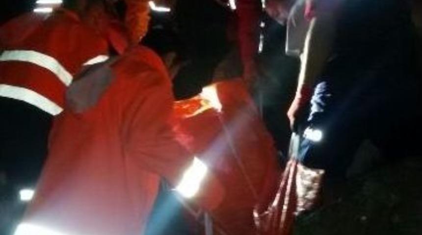 Trabzon&rsquo;da Trafik Kazası: 2 &Ouml;l&uuml;