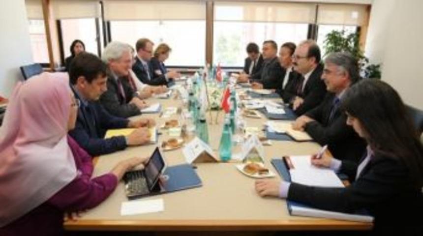 Bm Genel Sekreter Yardımcısı Ve İnsani Yardımlar Koordinat&ouml;r&uuml; Stephen O&rsquo;brıen&rsquo;dan Tika&rsquo;ya Ziyaret