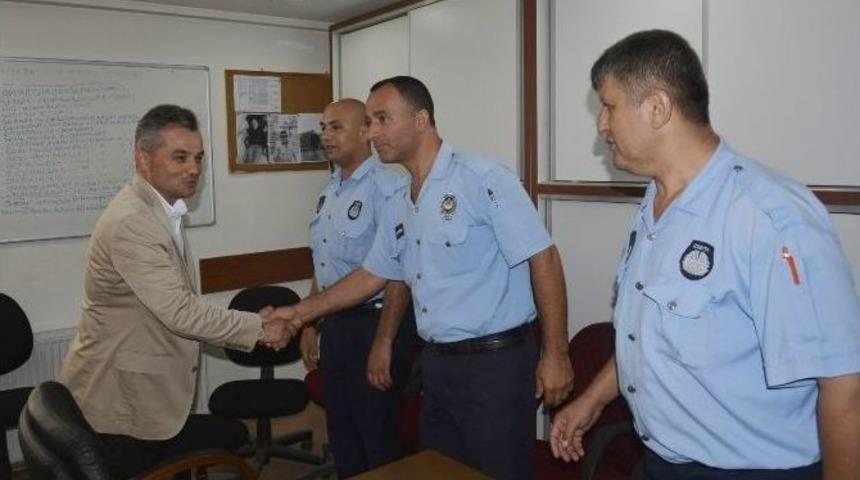 Başkan Yardımcıları Erişmiş Ve Mollaoğlu Zabıta Ekibini Ziyaret Ettiler