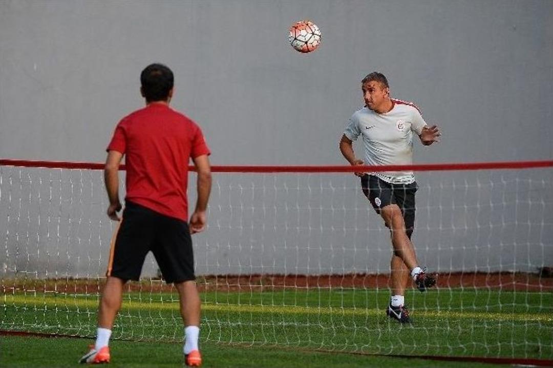 Galatasaray&rsquo;da Hazırlıklar S&uuml;r&uuml;yor