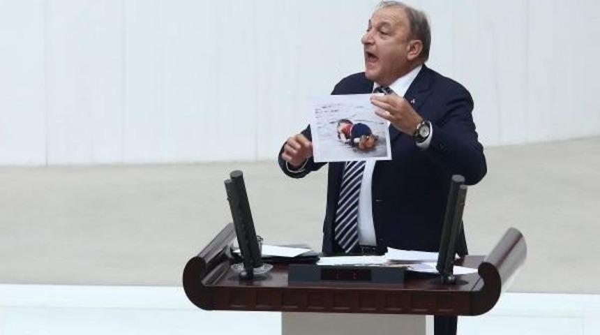 Olağan&uuml;st&uuml; Toplanan Tbmm'de Gergin Anlar