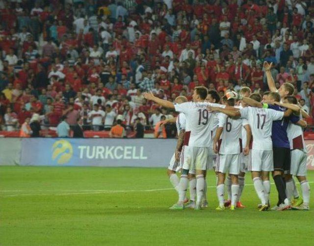 Türkiye- Letonya Maçı (Ek Fotoğraf)