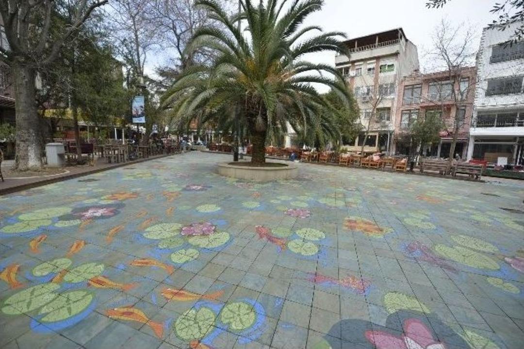 Tarihi Beş&ccedil;eşmeler&rsquo;de D&ouml;n&uuml;ş&uuml;m Başlıyor