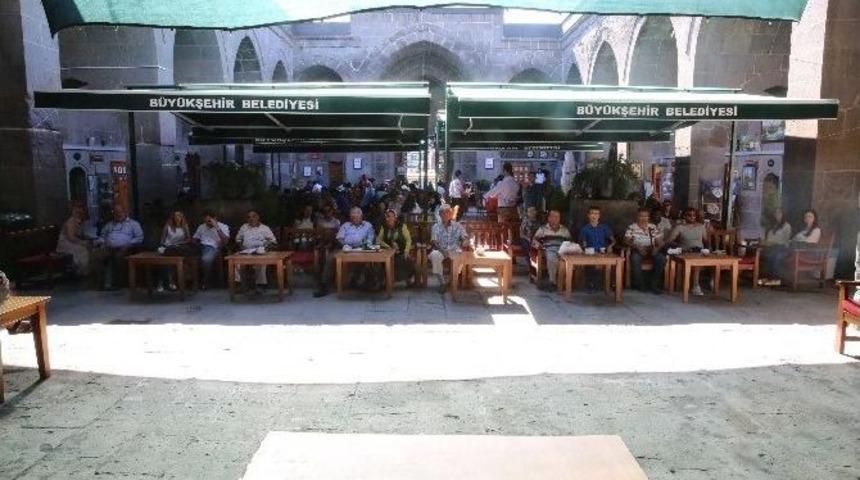 Medreselerde Tasavvuf Esintisi