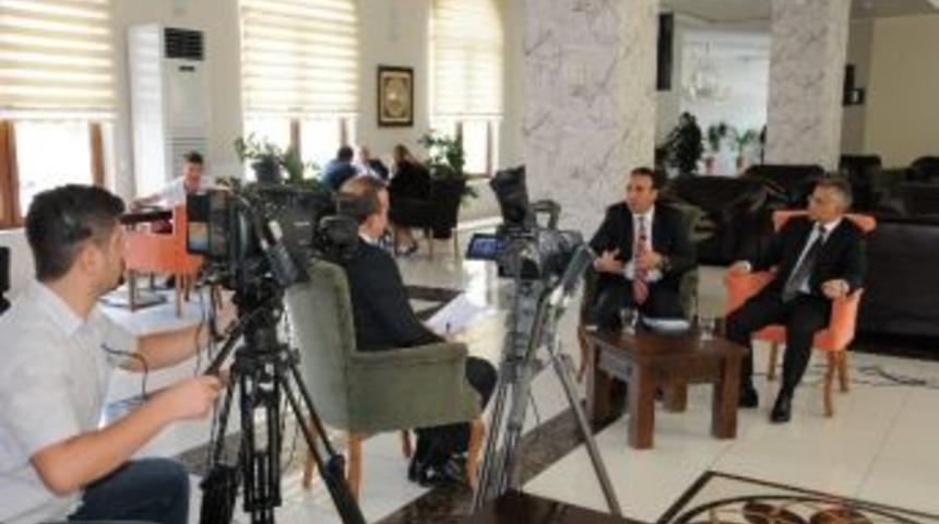 Şahin Bloomberg Tv&rsquo;ye Konuk Oldu