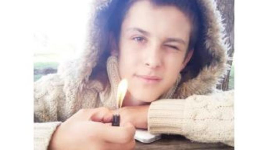 Terme &Ccedil;ayı'na Balıklama Atlayan Gen&ccedil; &Ouml;ld&uuml;