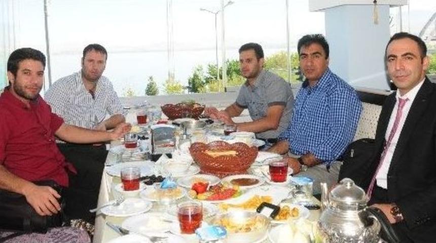 Van Kahvaltısı Derneği&rsquo;nden Birlik Ve Beraberlik &Ccedil;ağrısı
